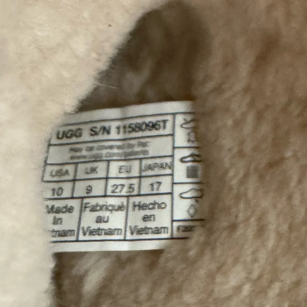 UGG cozy kids